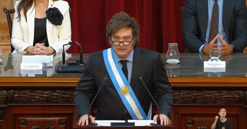 Cómo borraron a Victoria Villarruel del acto de Javier Milei en el Congreso Cómo borraron a Victoria Villarruel del acto de Javier Milei en el Congreso