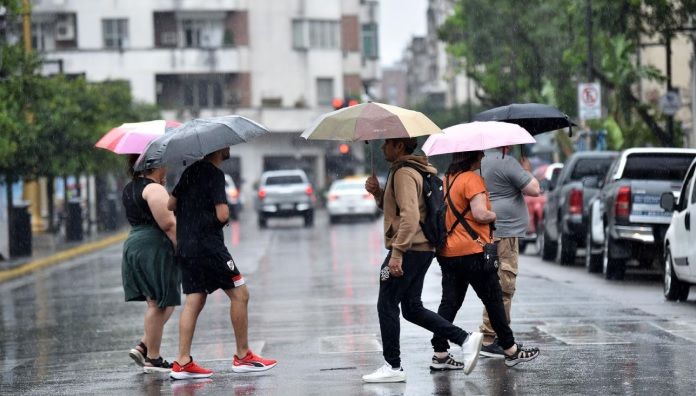 La Rioja continúa en alerta hoy por tormentas y granizo La Rioja continúa en alerta hoy por tormentas y granizo
