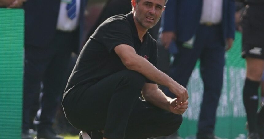Vaccari picante contra Costas: “Estoy dirigiendo al tercer grande del fútbol argentino”