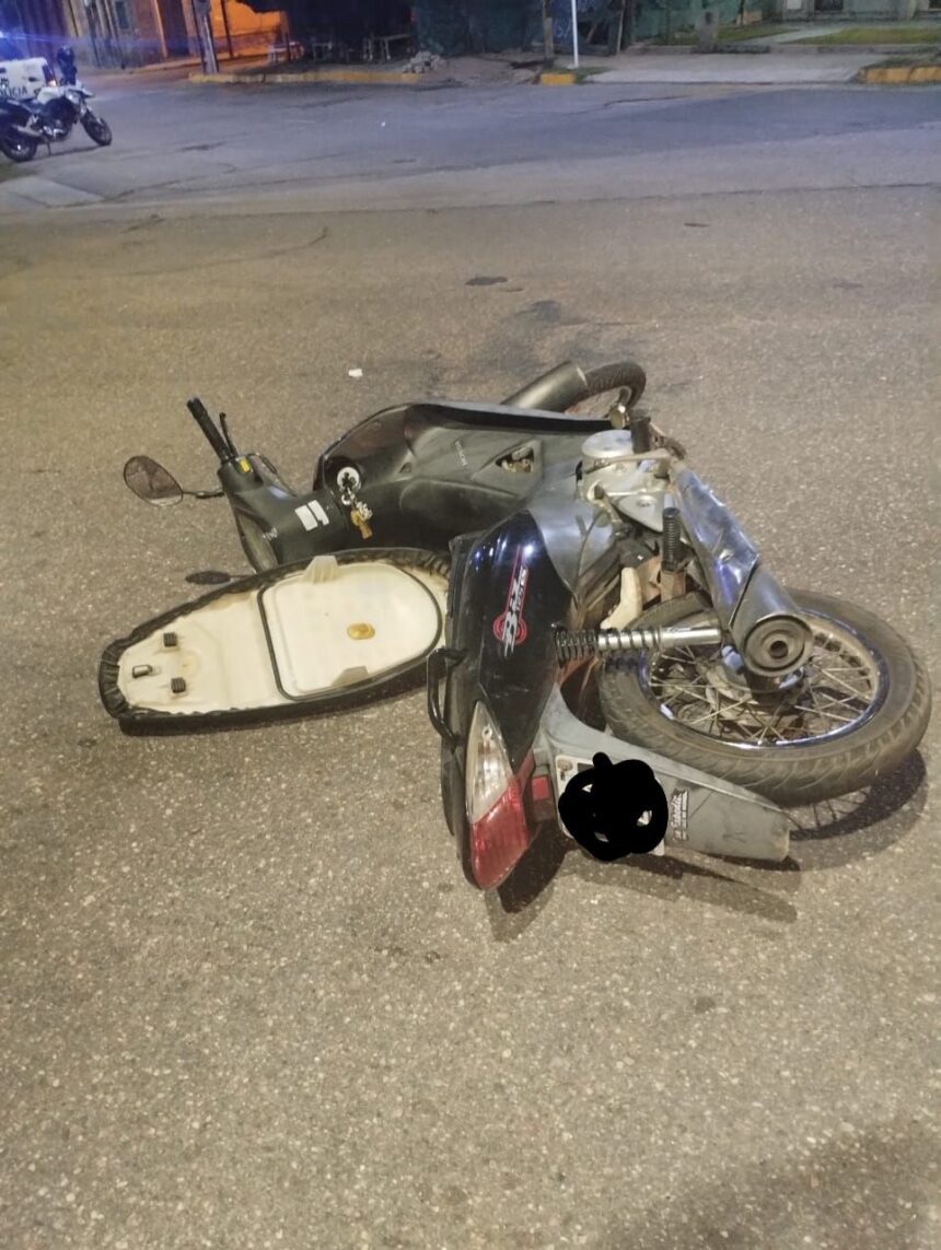 Fuerte siniestro vial en avenida Rivadavia: una conductora con lesiones graves Fuerte siniestro vial en avenida Rivadavia: una conductora con lesiones graves