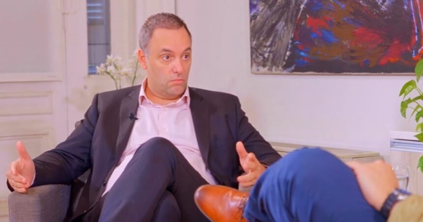 El sorpresivo elogio de Manuel Adorni a Axel Kicillof: “Siempre me apasionó escucharlo”