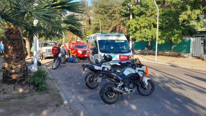Una mujer resultó herida tras un choque entre motos en Facundo Quiroga Una mujer resultó herida tras un choque entre motos en Facundo Quiroga