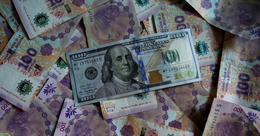 Dólar blue hoy: a cuánto cotiza este domingo 13 de abril Dólar blue hoy: a cuánto cotiza este domingo 13 de abril